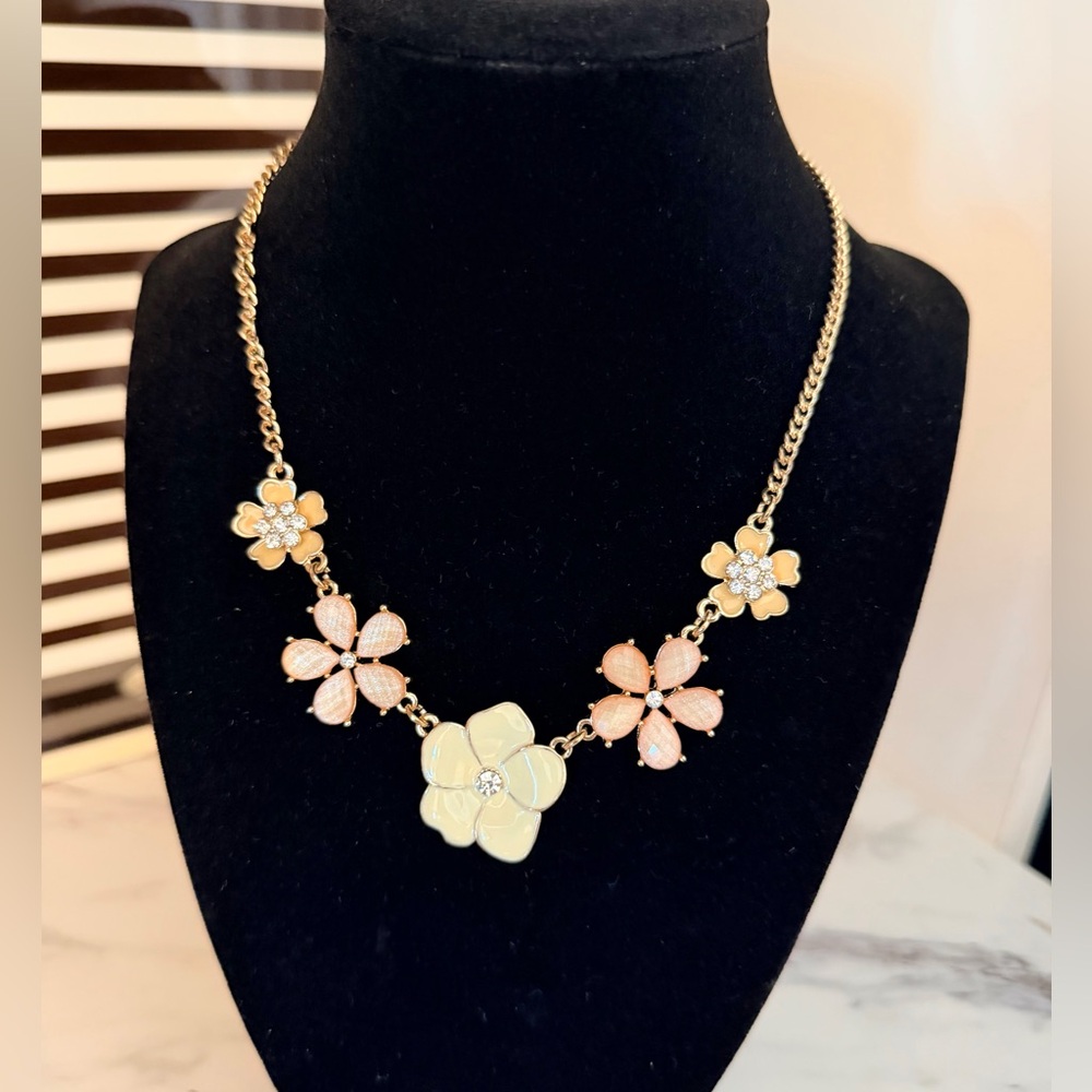 Pink Ivory Floral Statement Necklace Gold Tone Crystal Flowers - Picture 3 of 4